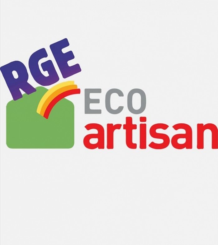 Résulta de la surélévation d'une cheminée en brique réfractaire